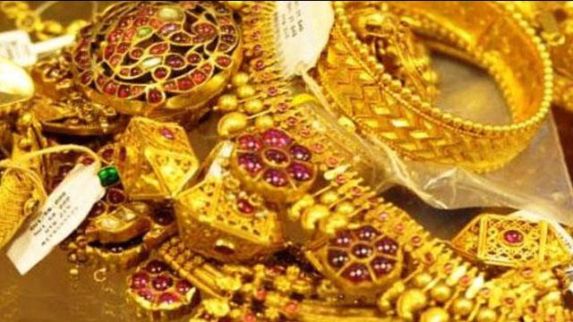 सस्ता सोना खरीदने का अच्छा मौका, त्योहारों में 20 साल में पहली बार हुआ ऐसा